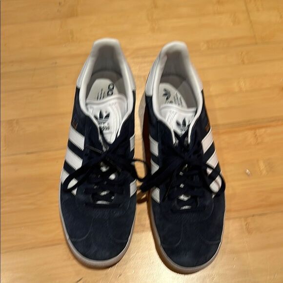 Adidas gazelle Navy Blue Sneakers - Picture 1 of 8
